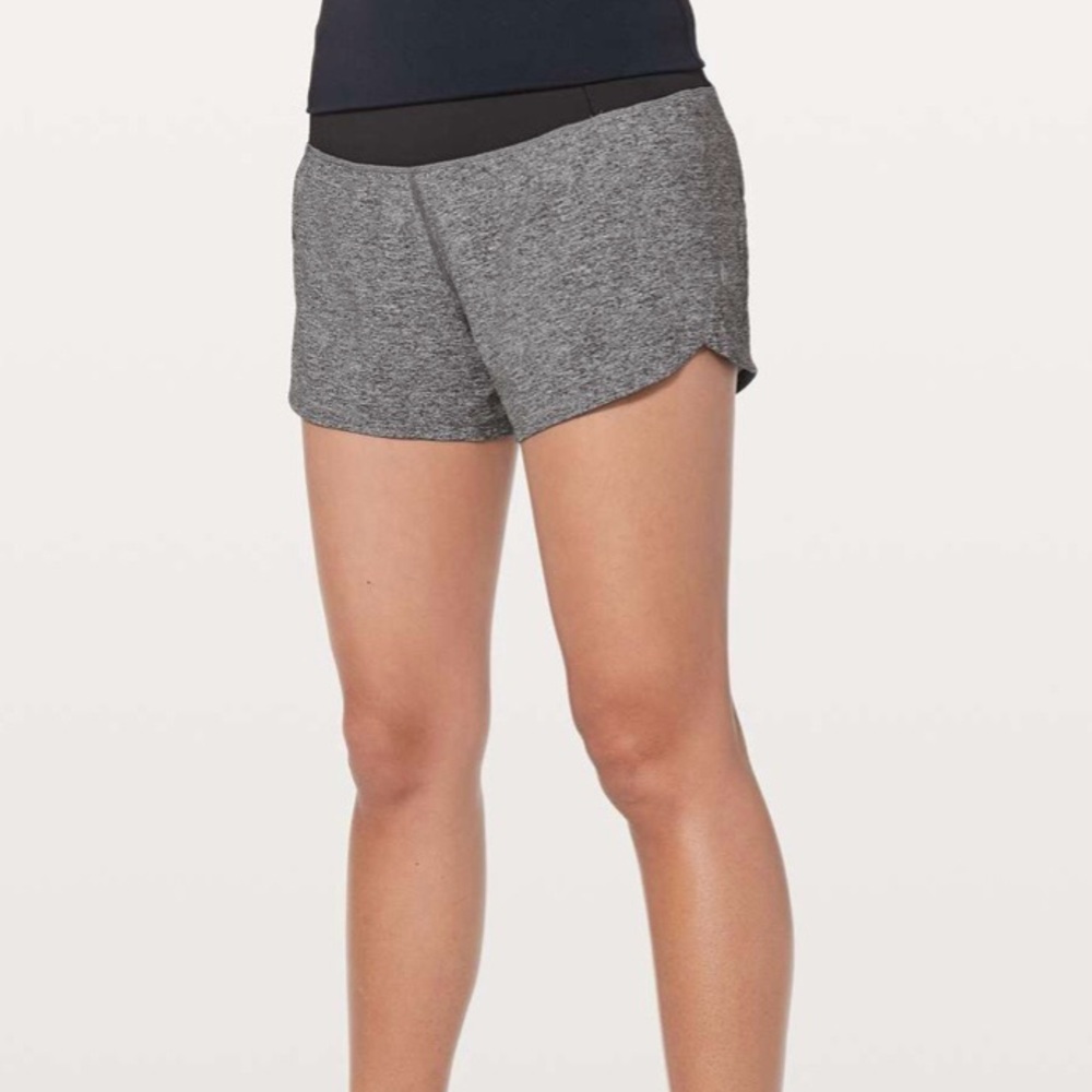 Lululemon Nike Alo Women’s Run Time Shorts II Running Speed Up Shorts 6